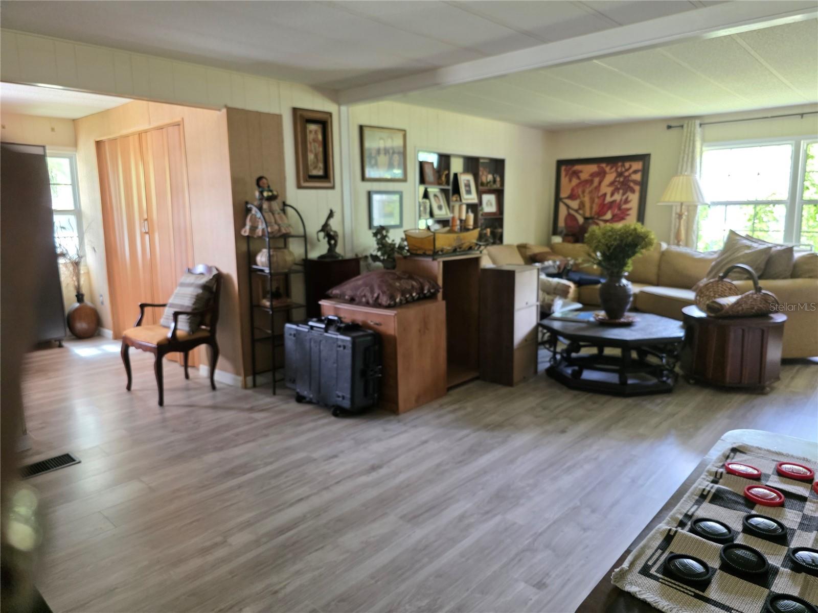 WESTERN SHORES FIRST ADD - Residential