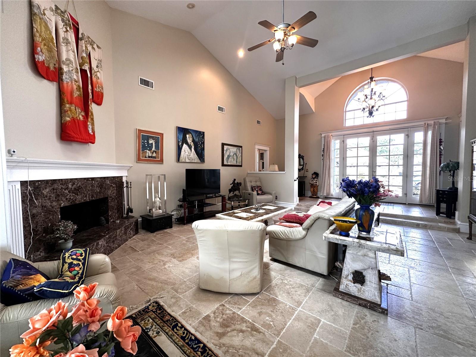 8935 JONATHAN MANOR DRIVE