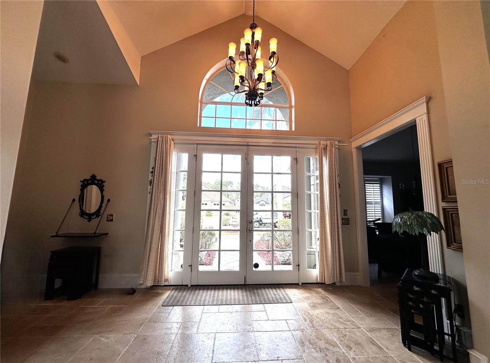 8935 JONATHAN MANOR DRIVE