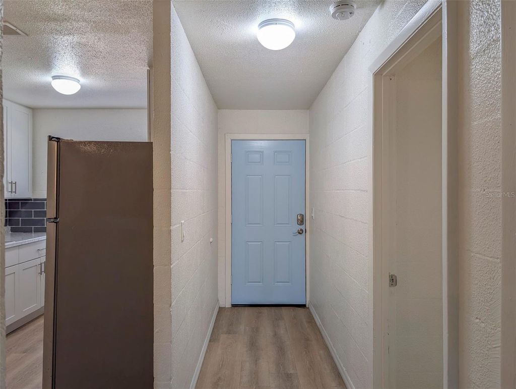 Photo of 2422 11th Street W, Bradenton, FL 34205 (MLS # A4687462)