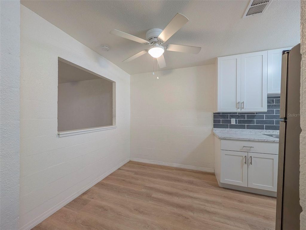 Photo of 2422 11th Street W, Bradenton, FL 34205 (MLS # A4687462)