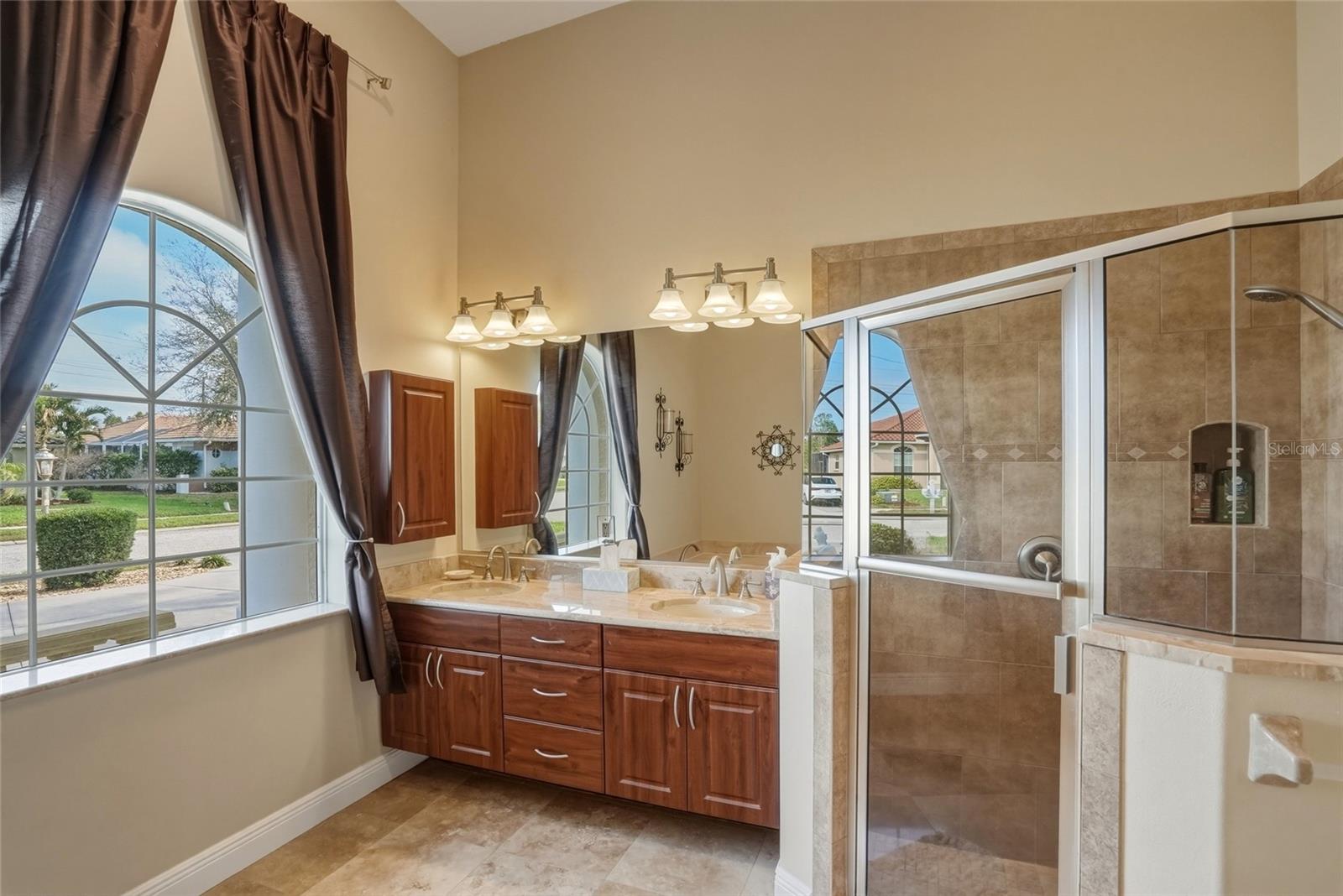 CHESTNUT CREEK MANORS - Residential