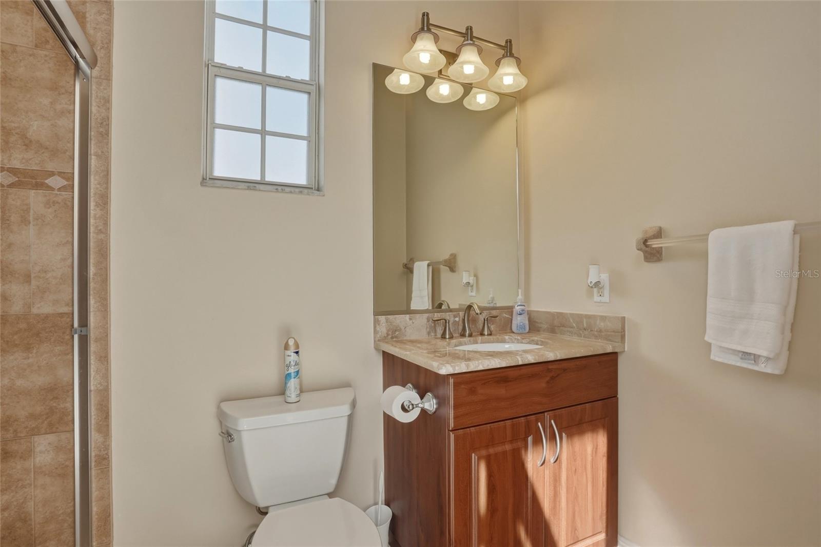 CHESTNUT CREEK MANORS - Residential