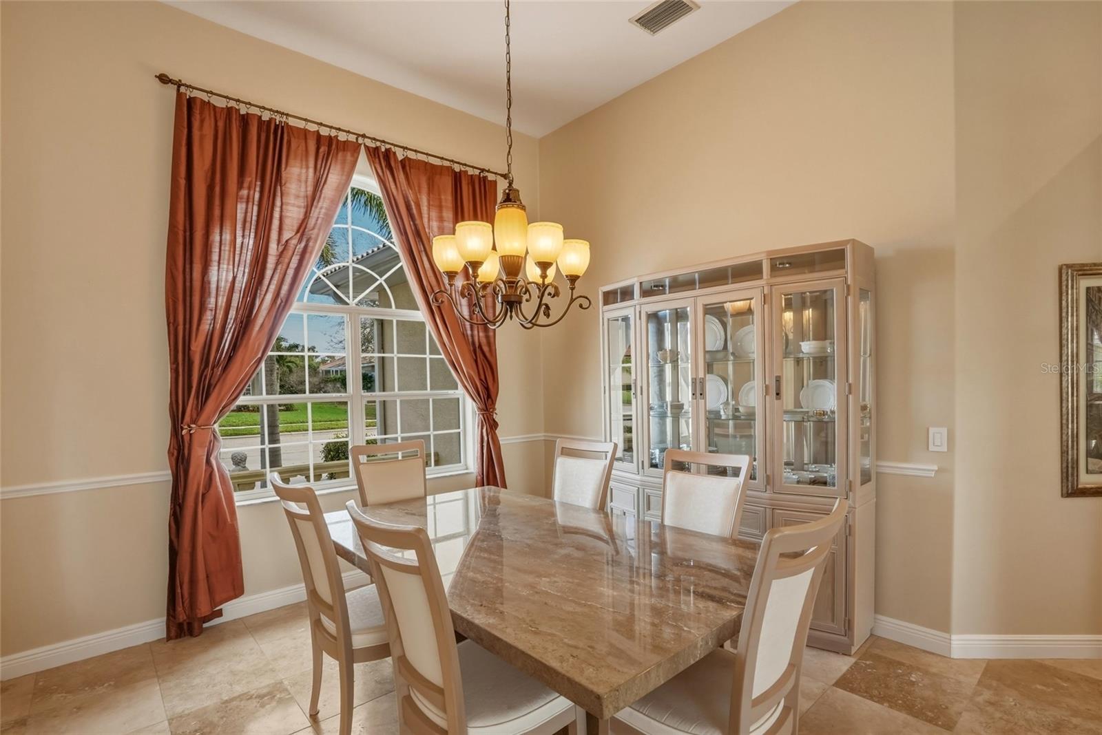 CHESTNUT CREEK MANORS - Residential