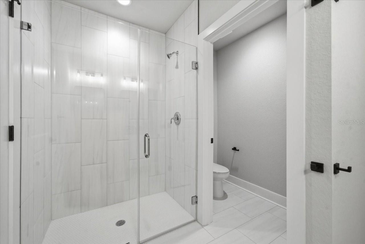 ROYAL HIGHLANDS - Residential