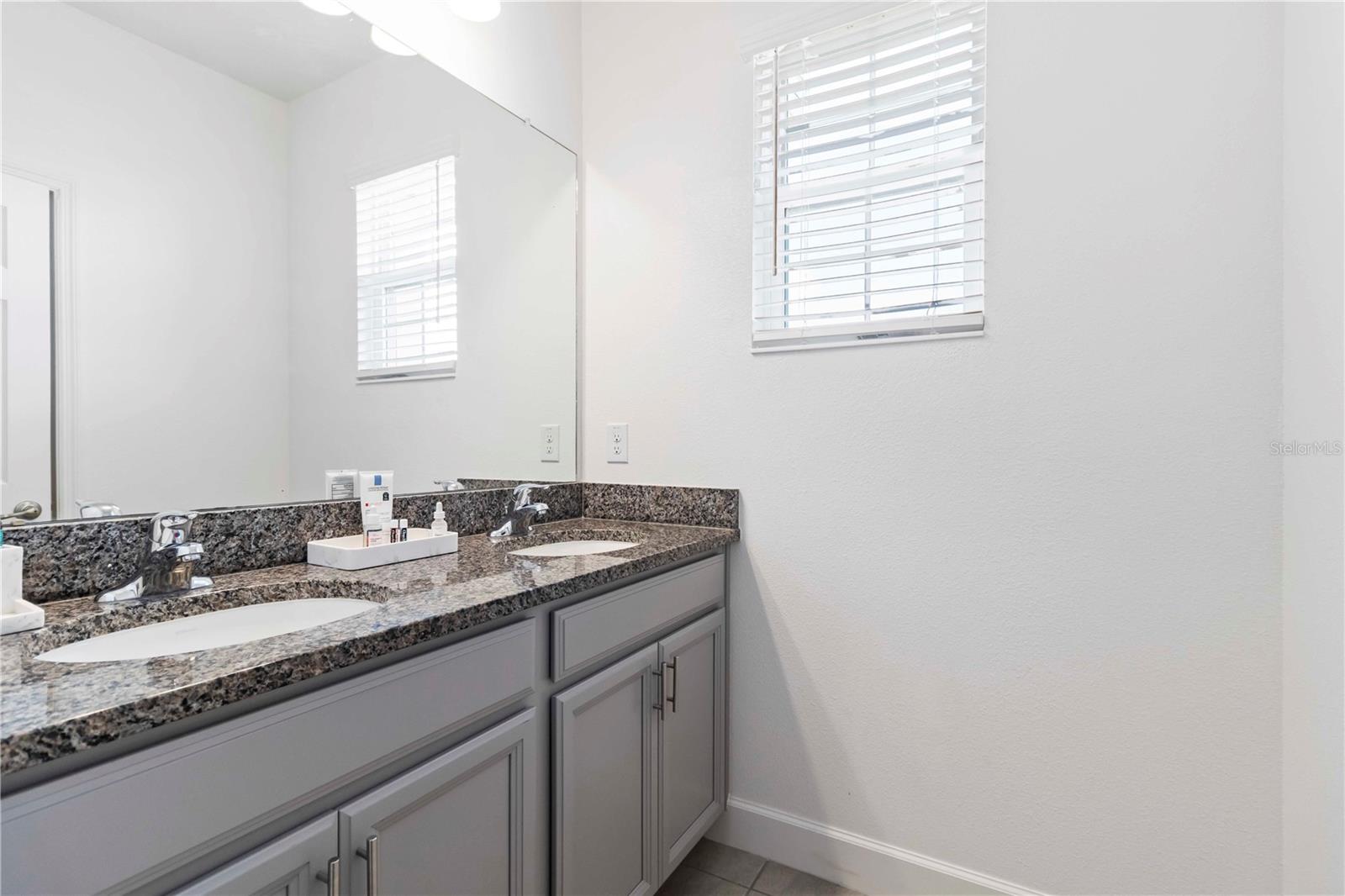 WATERSET PH 5A-2B & 5B-1 - Residential Lease
