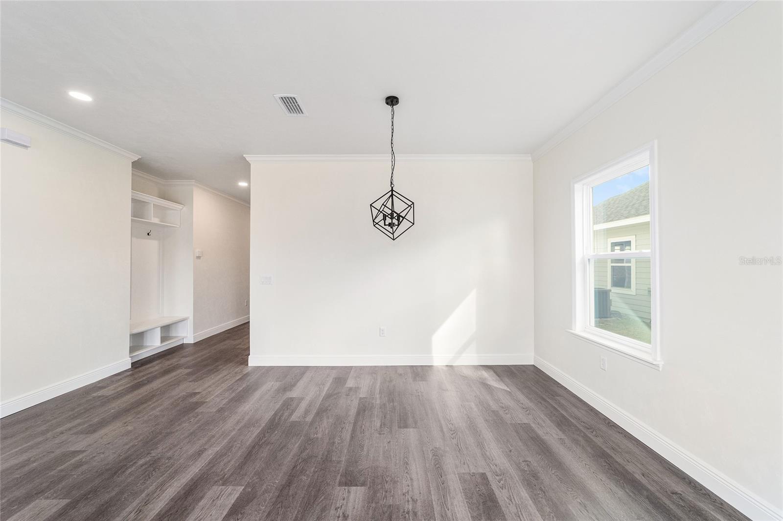 6683 SW 10TH LANE