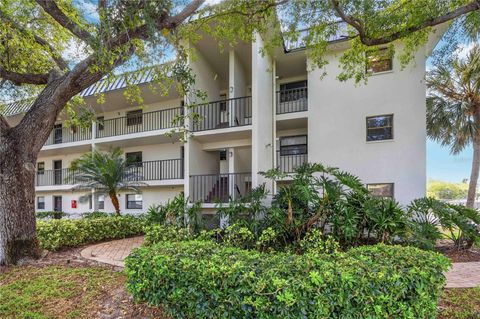 104 CAPRI ISLES BOULEVARD 301 VENICE FL 34292