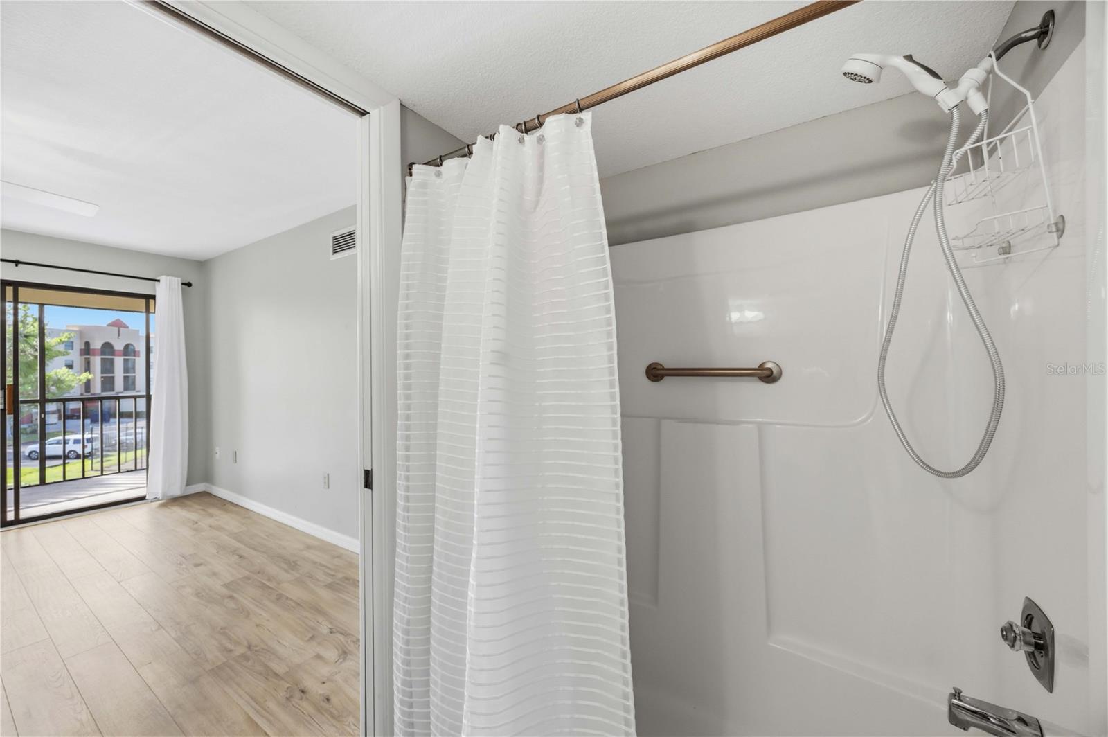 VILLA D ESTE SEC B - Residential