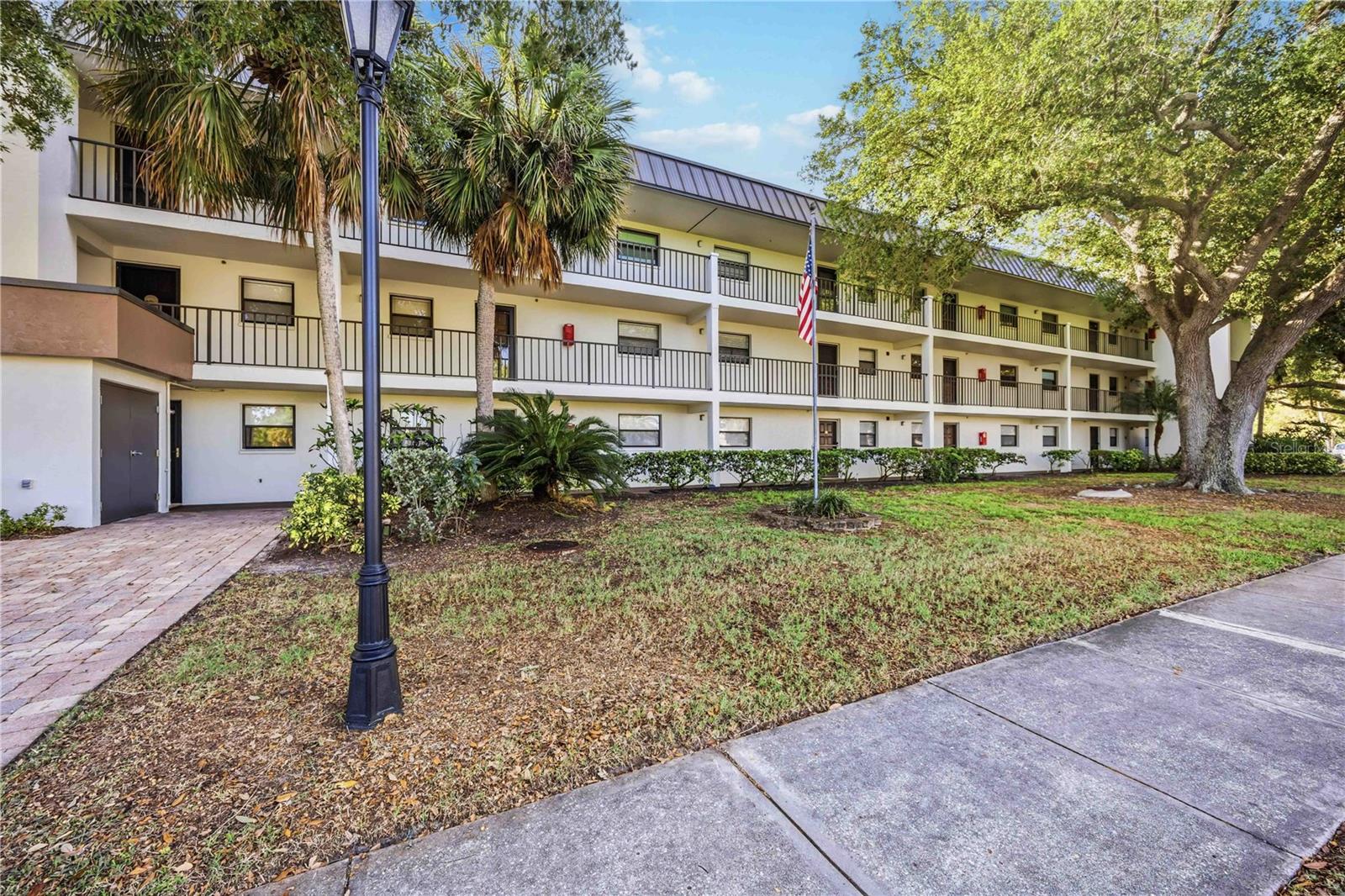 VILLA D ESTE SEC B - Residential