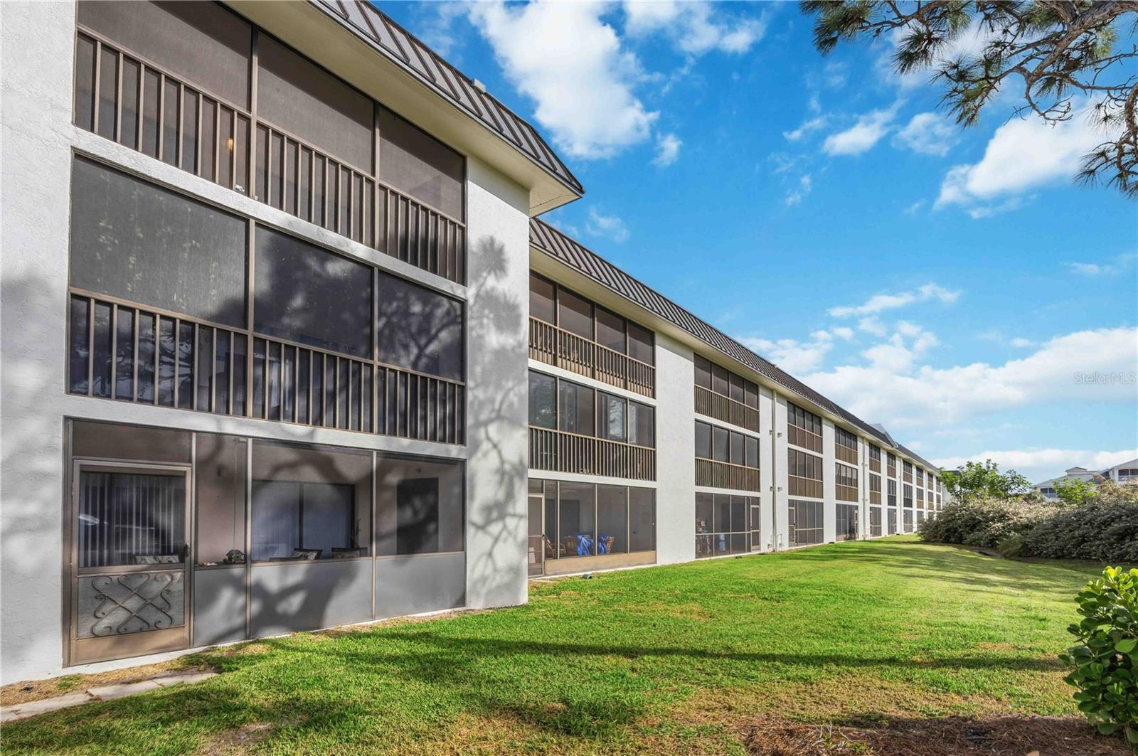 VILLA D ESTE SEC B - Residential