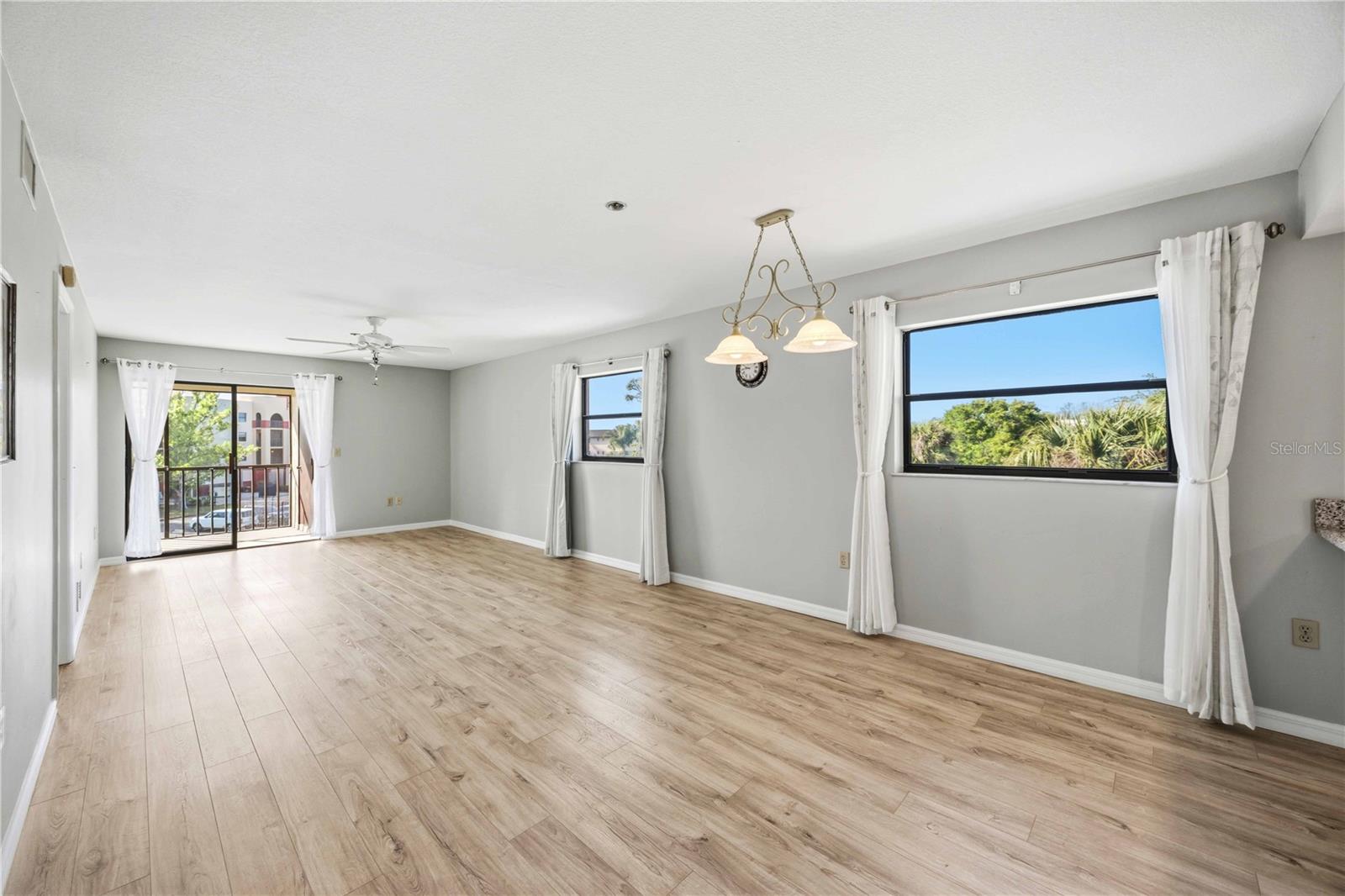 VILLA D ESTE SEC B - Residential