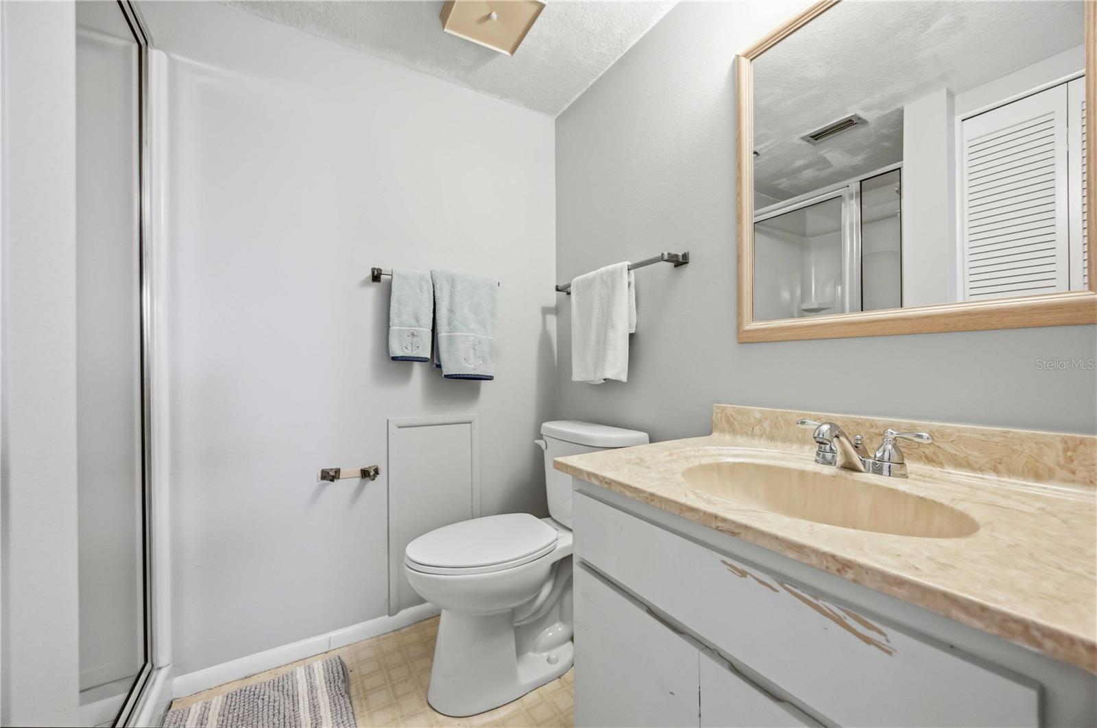 VILLA D ESTE SEC B - Residential