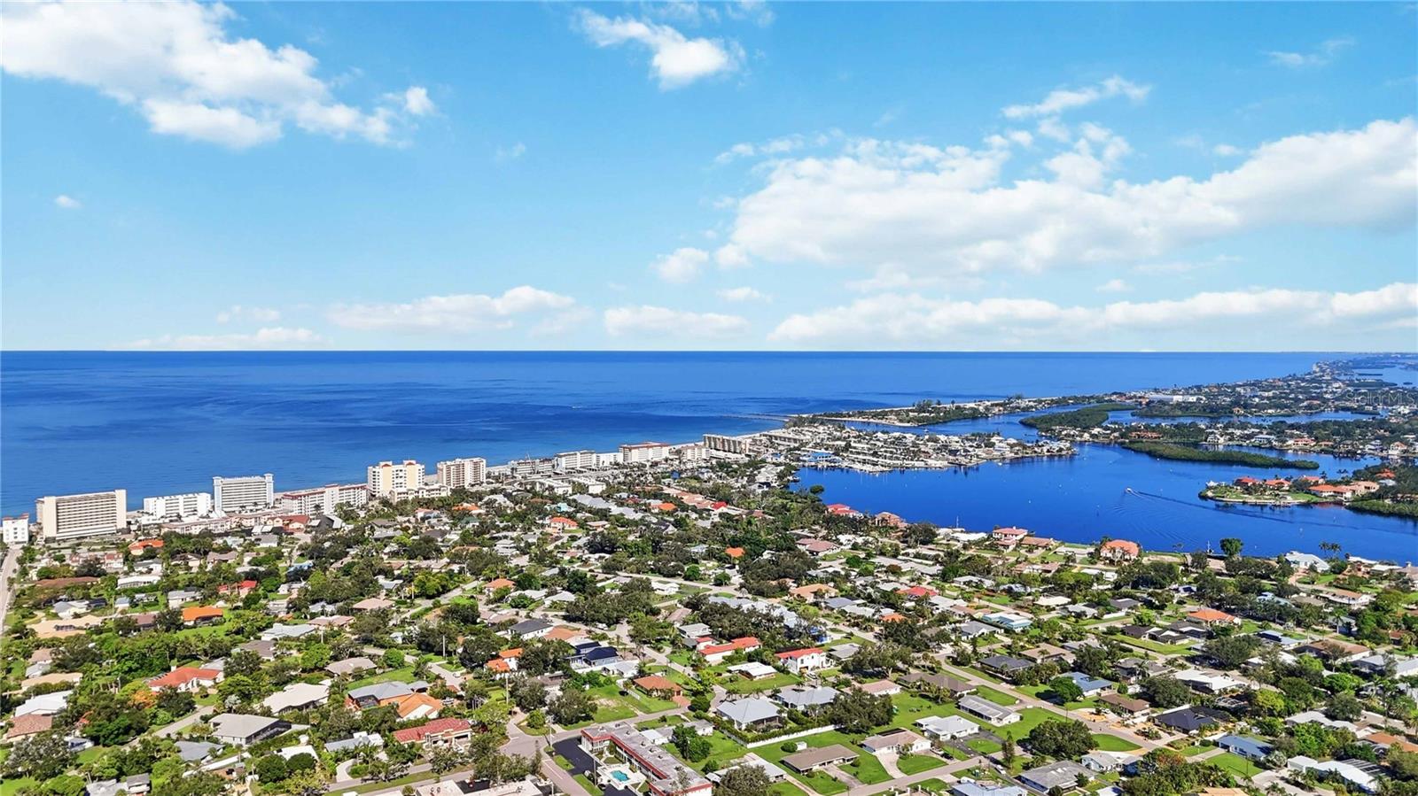 VILLA D ESTE SEC B - Residential