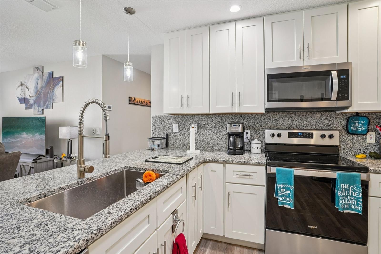 VILLAGES OF SUMTER VILLA DELCANTO - Residential