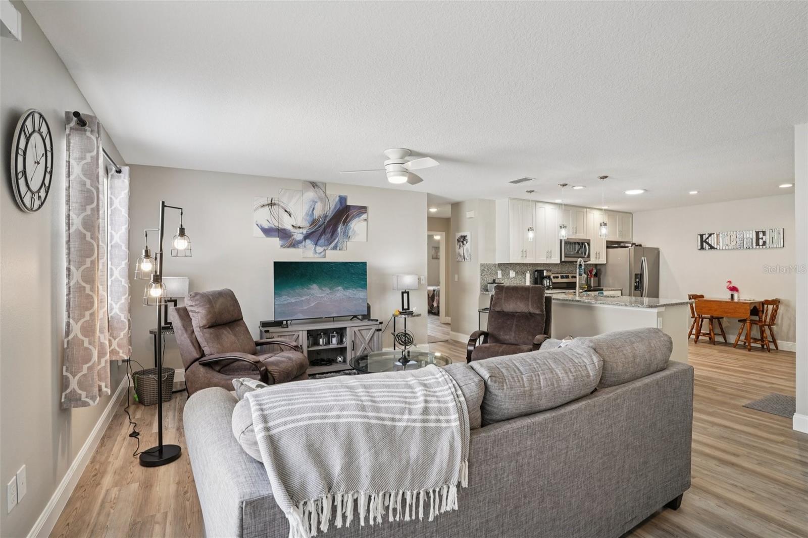 VILLAGES OF SUMTER VILLA DELCANTO - Residential