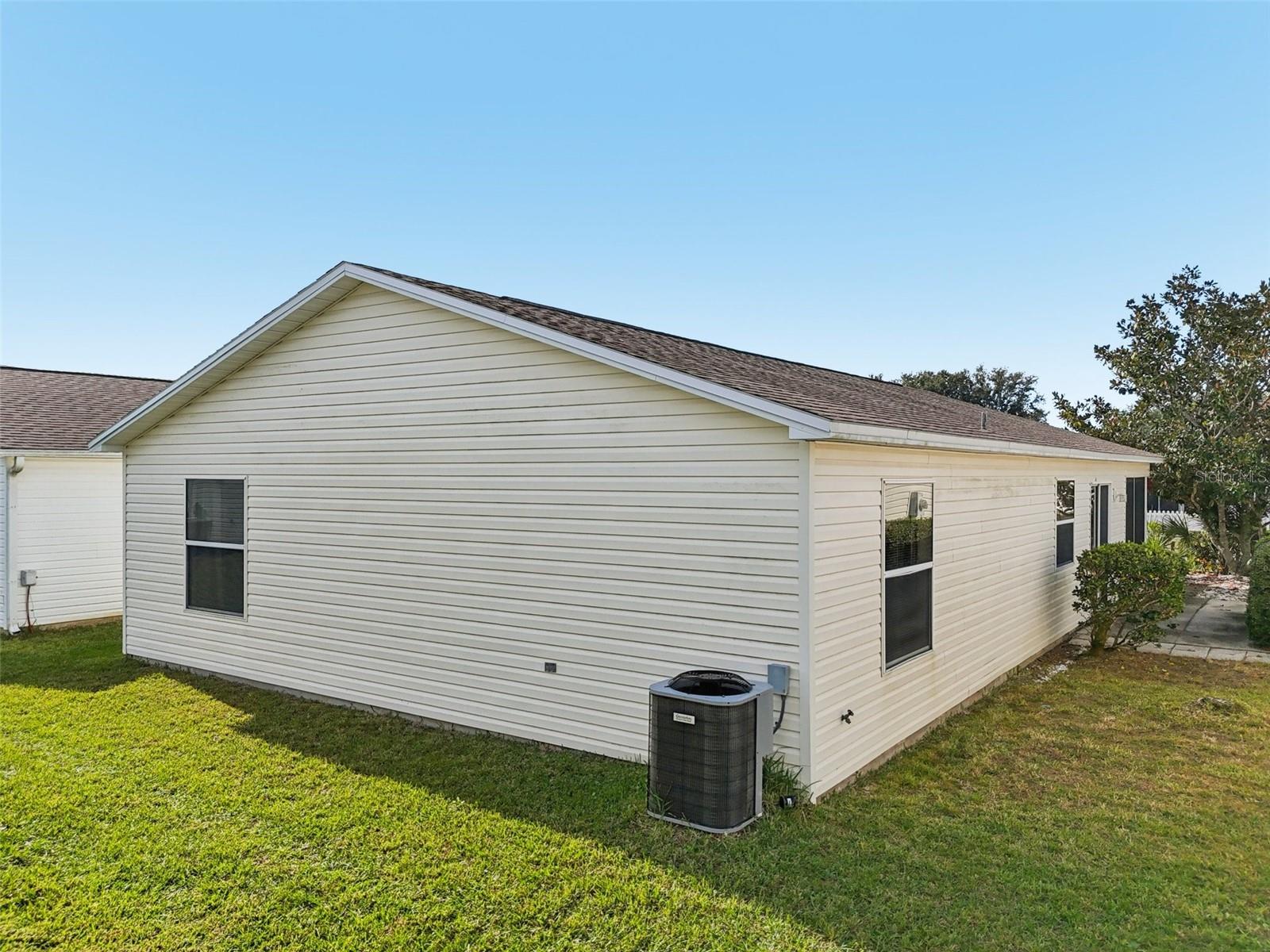 VILLAGES OF SUMTER VILLA DELCANTO - Residential