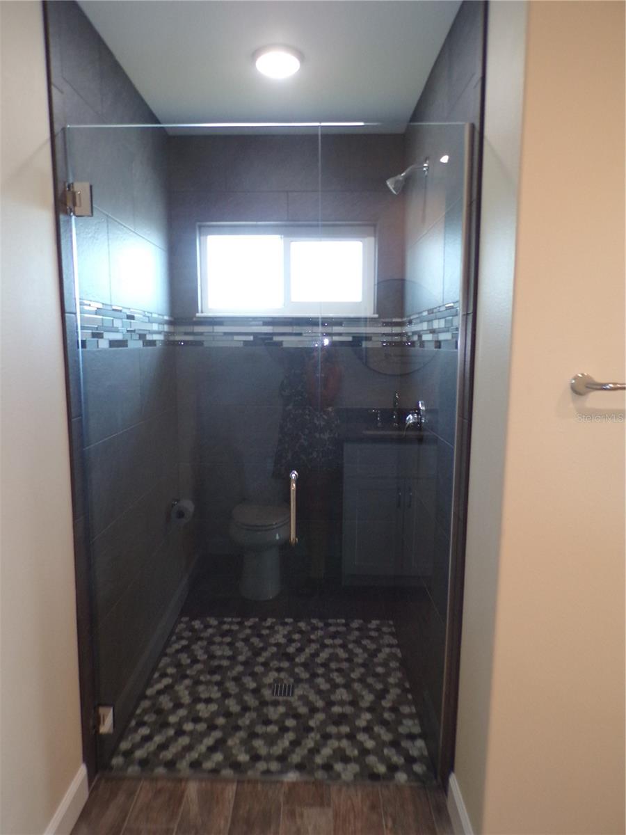 PORT CHARLOTTE SEC 005 - Residential Lease