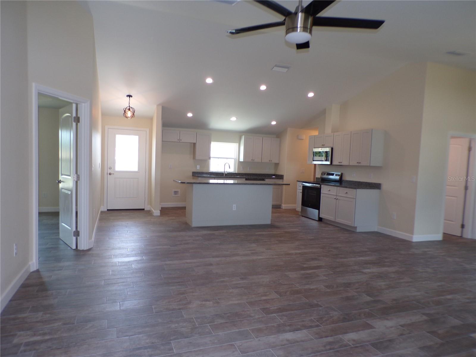 PORT CHARLOTTE SEC 005 - Residential Lease