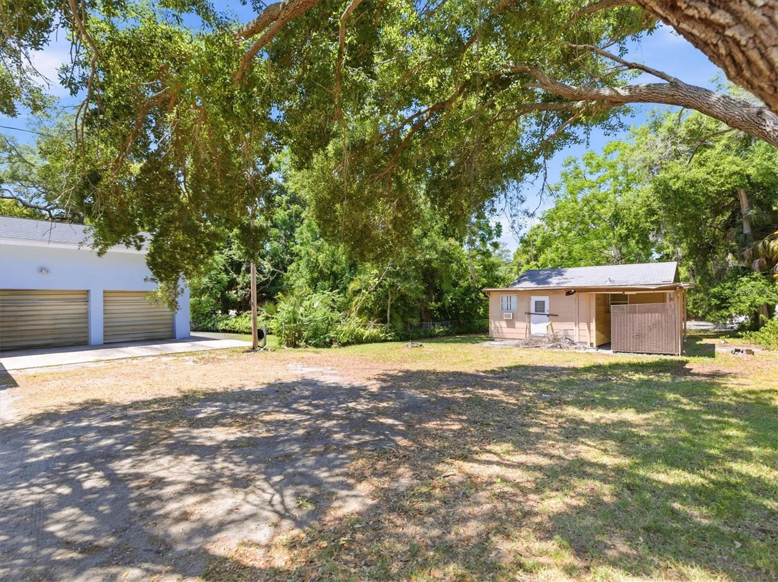 230 6TH AVENUE N