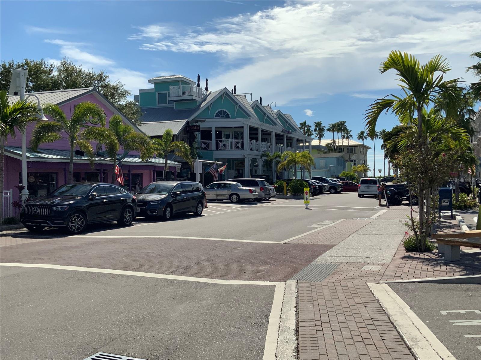 CORTEZ BEACH - Residential Income