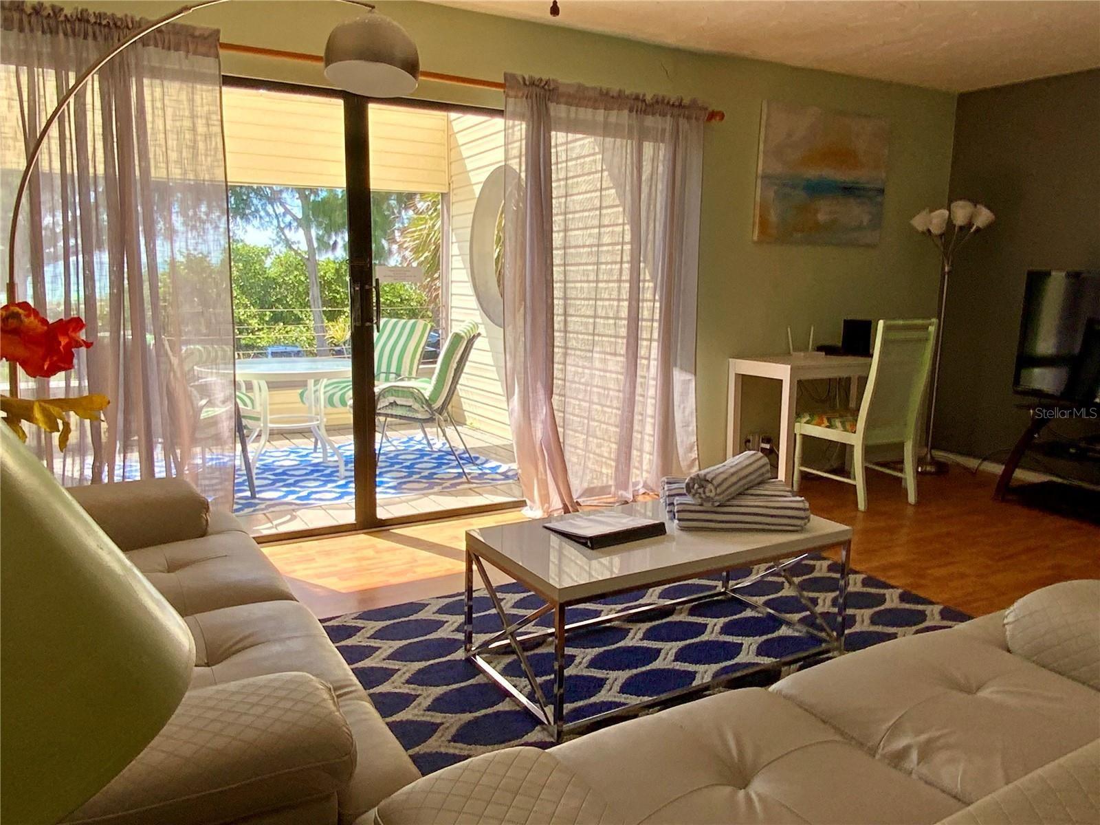 CORTEZ BEACH - Residential Income