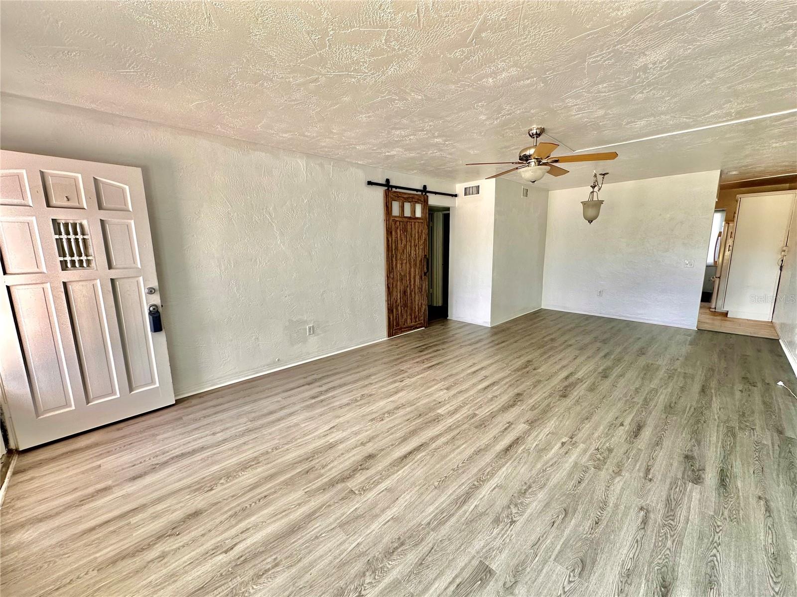 2454 AUSTRALIA WAY E 12