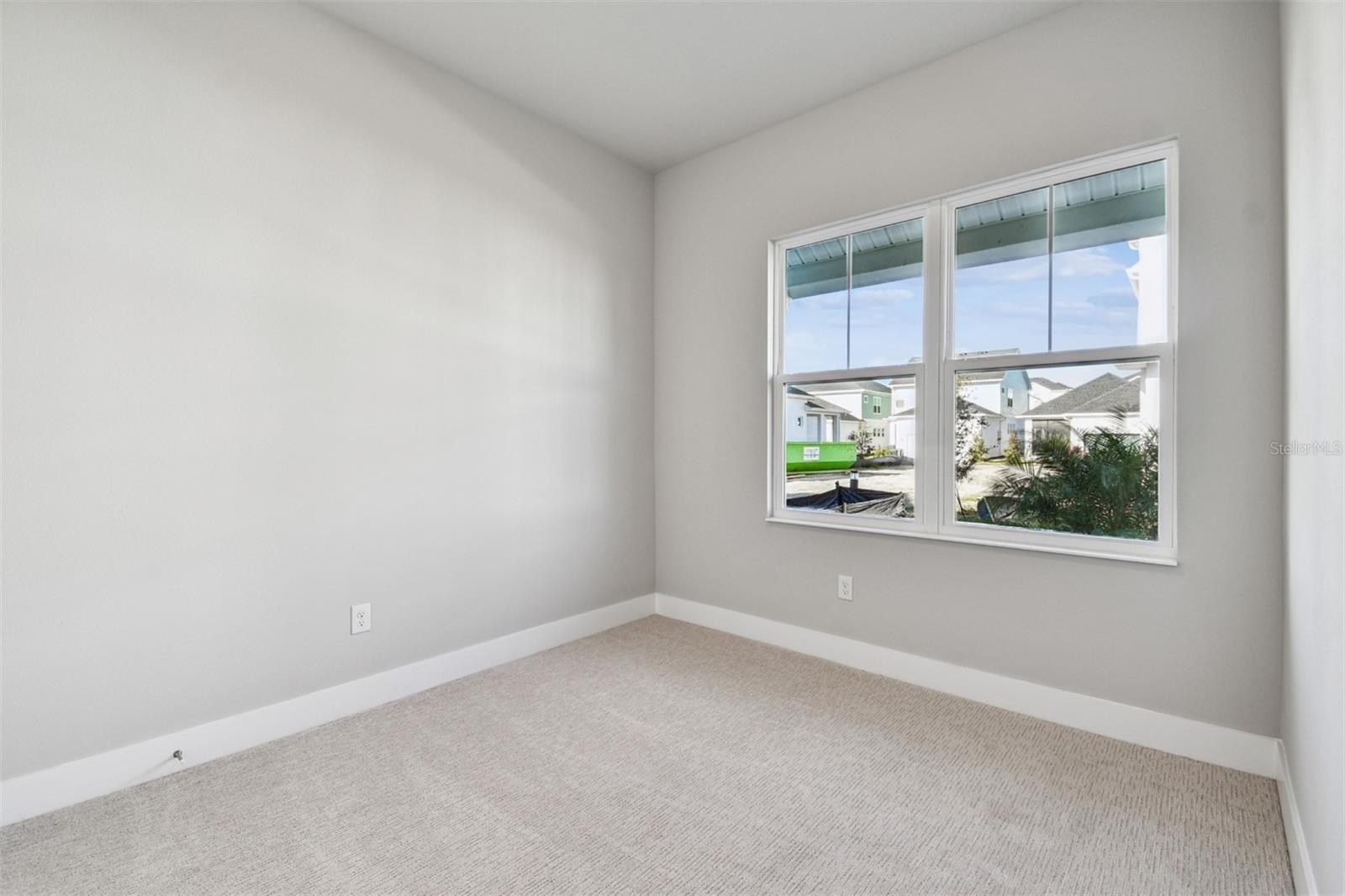 EMERALD LANDING AT WATERSIDE - Residential