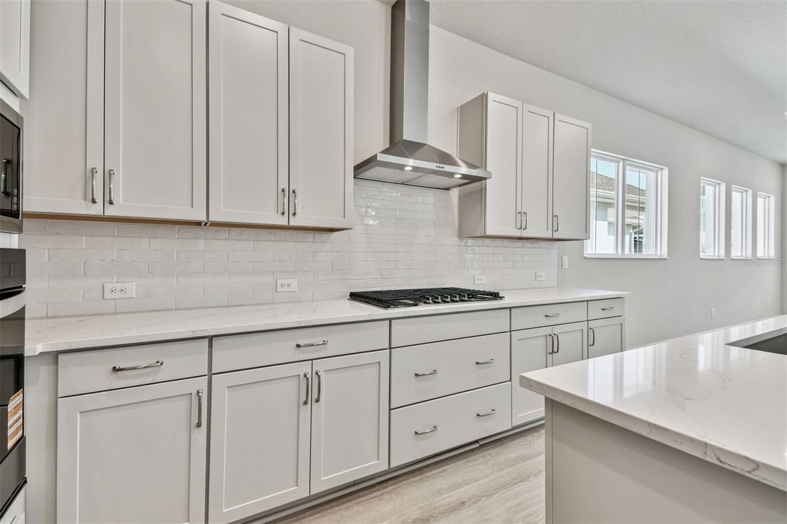 EMERALD LANDING AT WATERSIDE - Residential