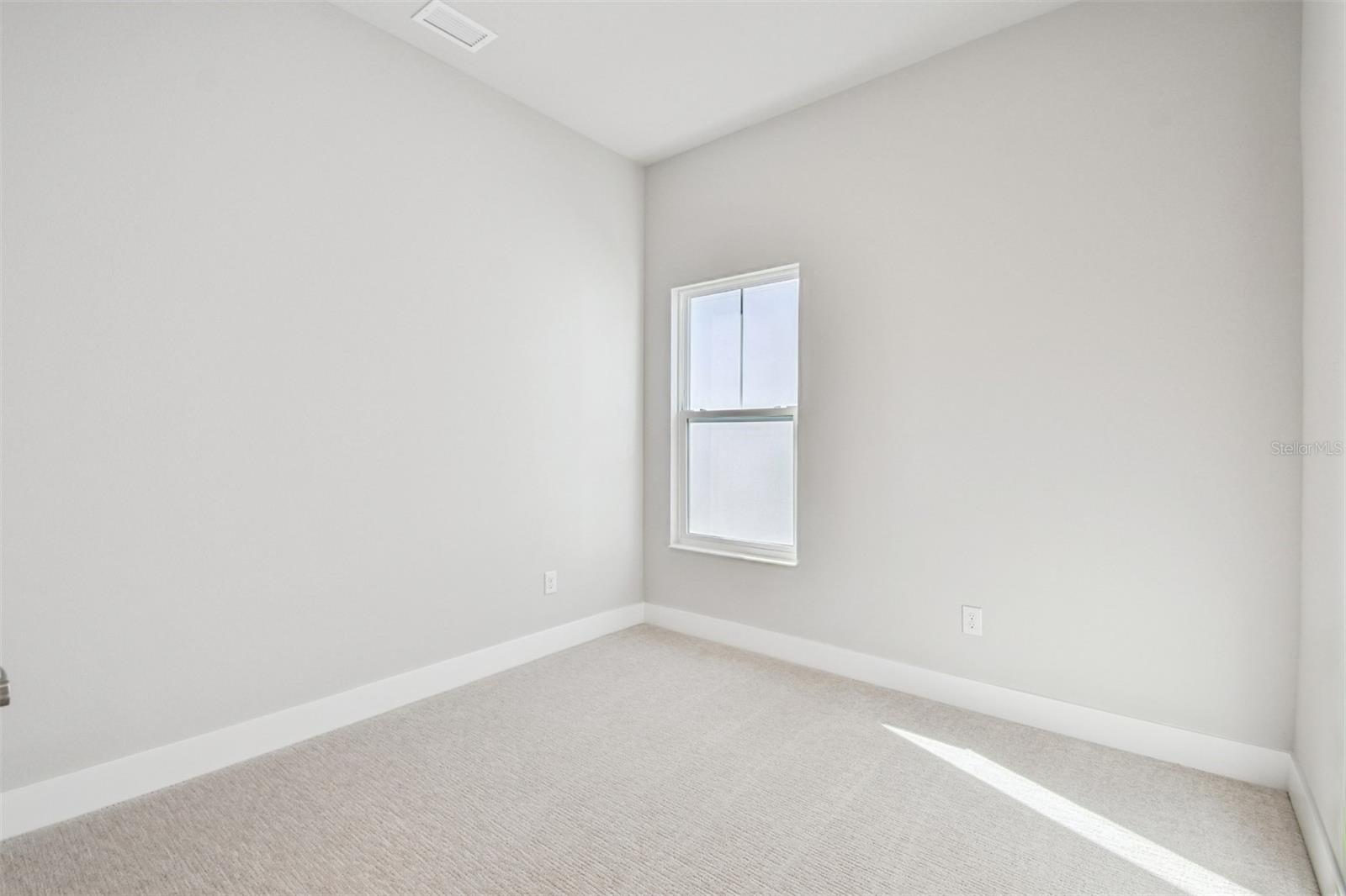 EMERALD LANDING AT WATERSIDE - Residential