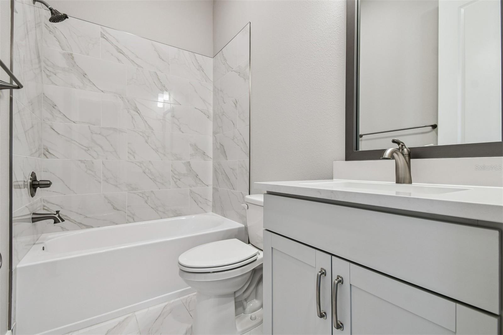 EMERALD LANDING AT WATERSIDE - Residential