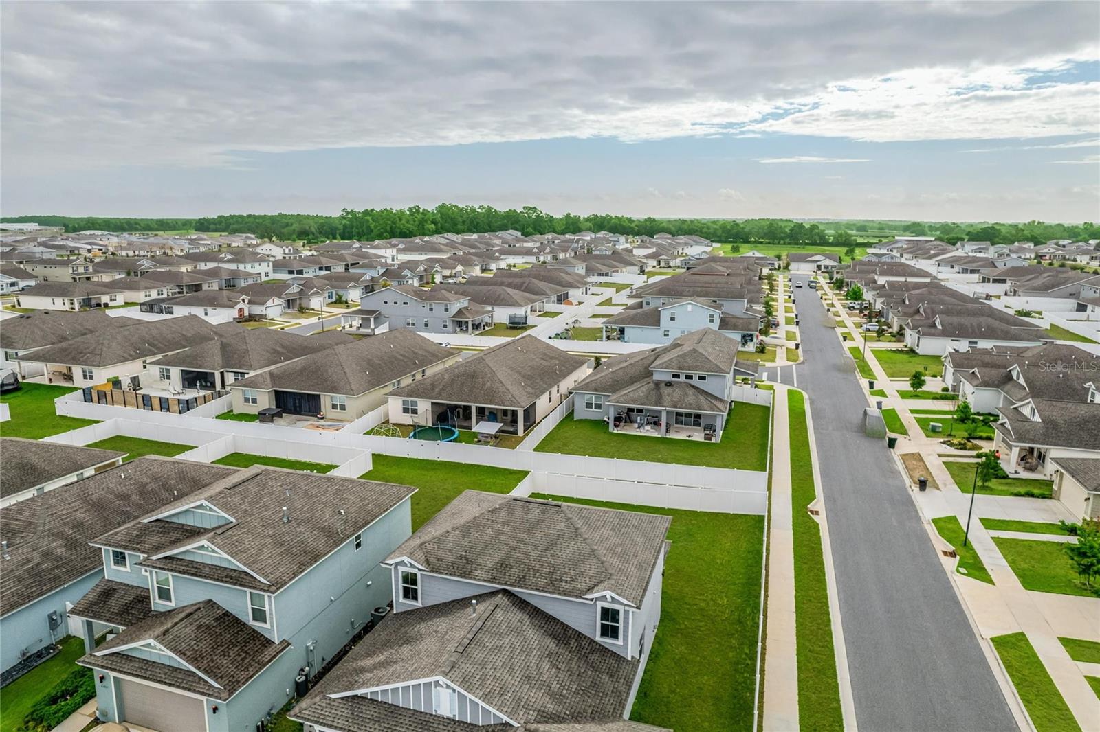 CALESA TOWNSHIP ROAN HILLS - Residential