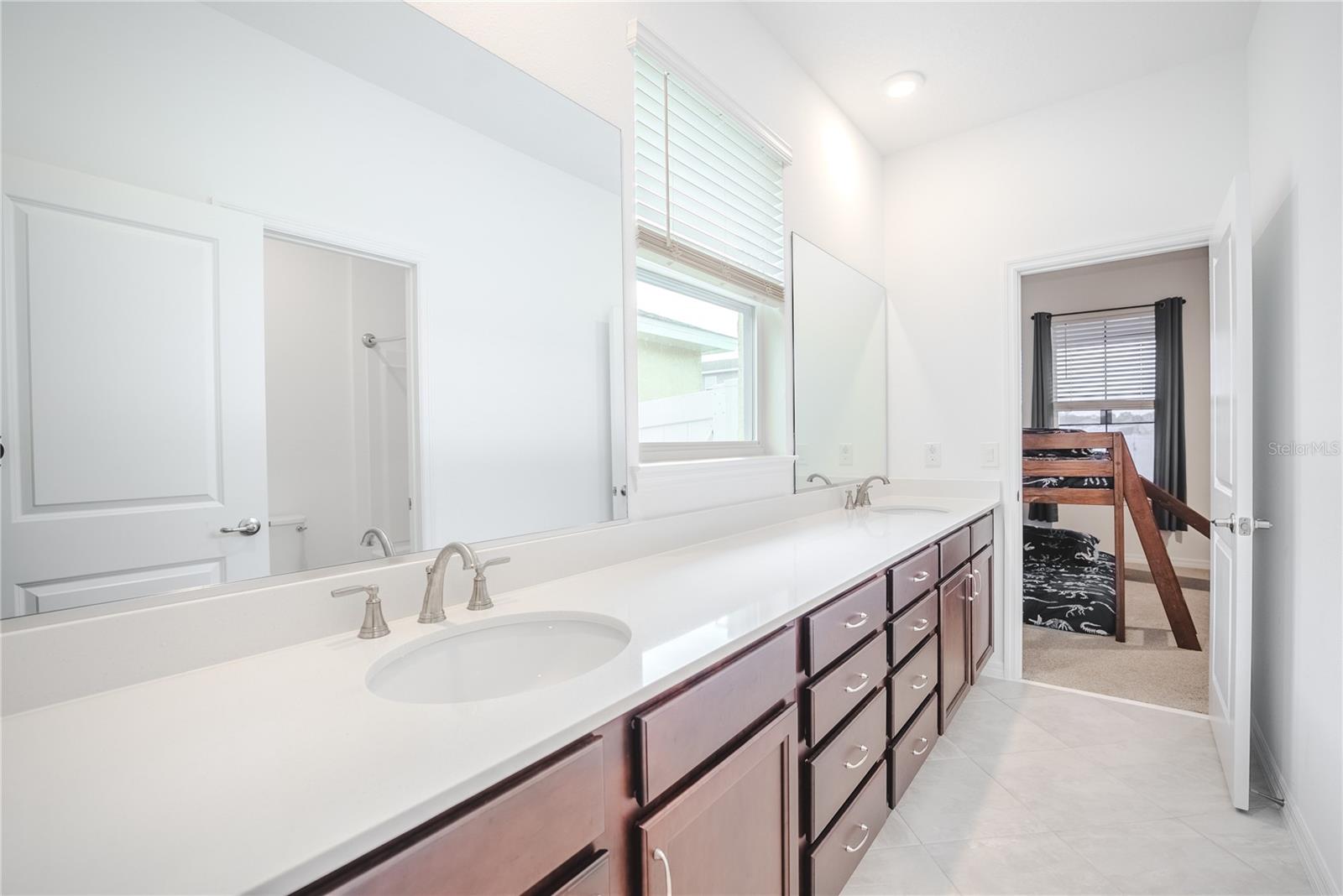 CALESA TOWNSHIP ROAN HILLS - Residential