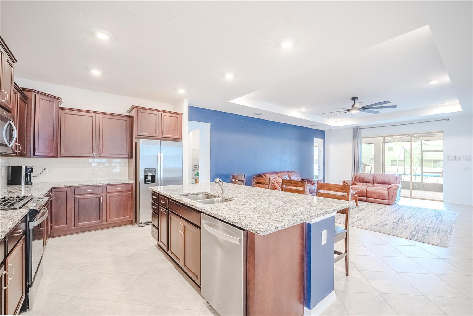 CALESA TOWNSHIP ROAN HILLS - Residential