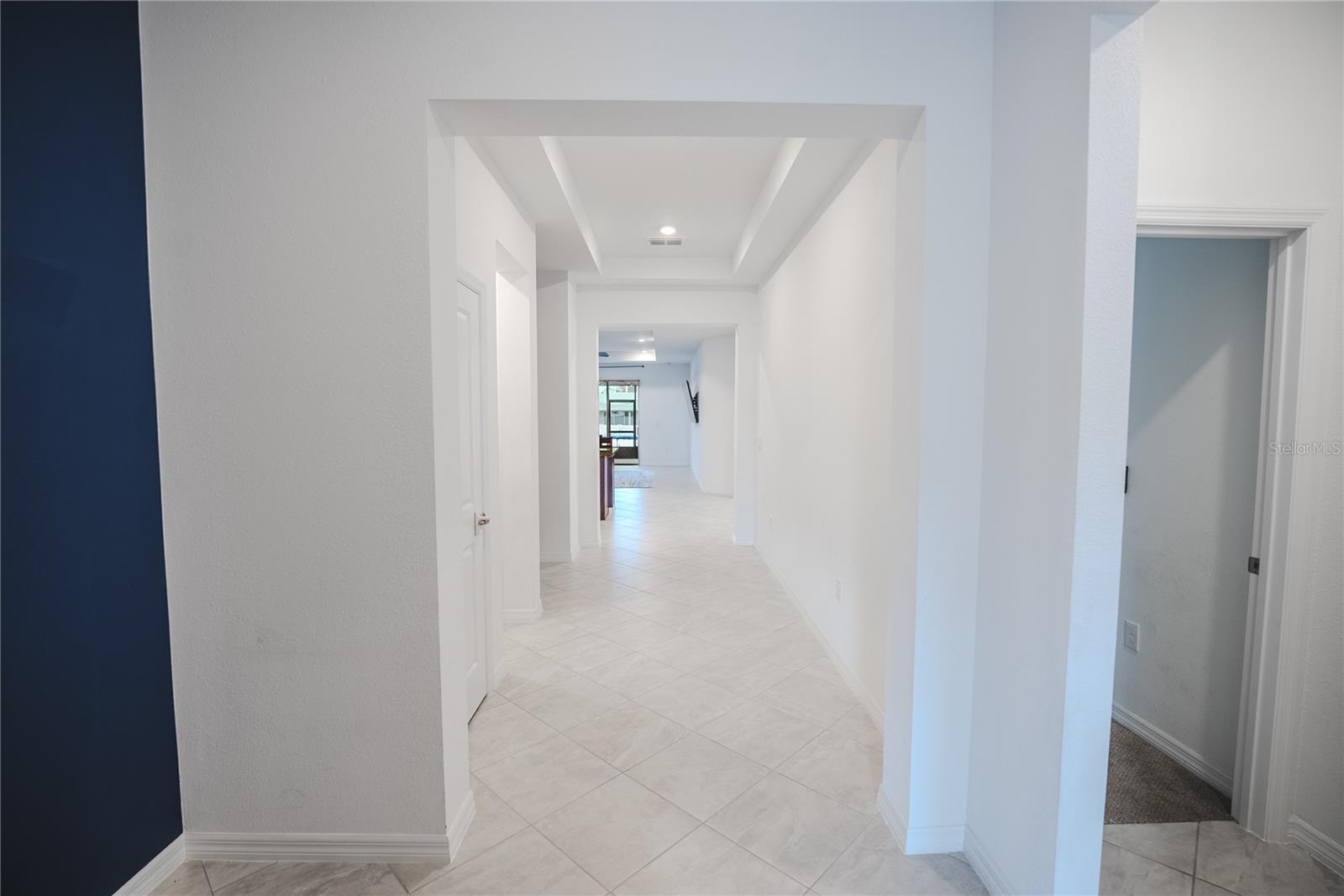 CALESA TOWNSHIP ROAN HILLS - Residential