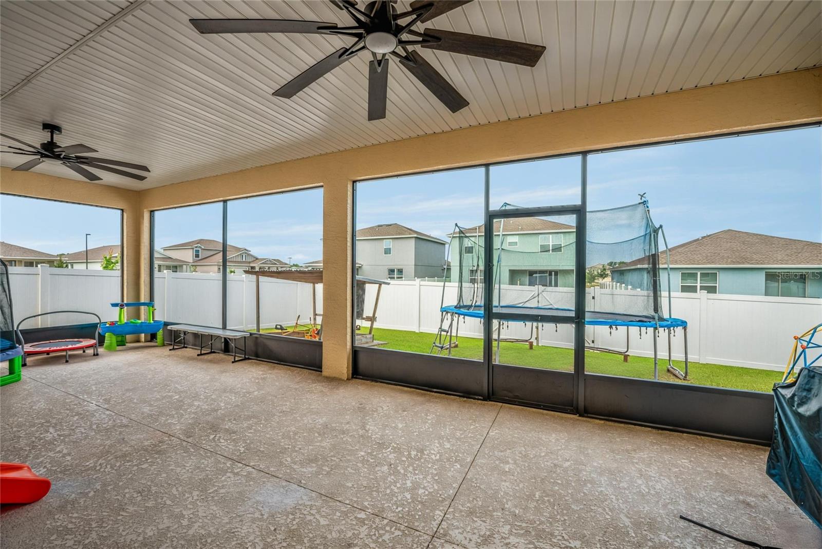 CALESA TOWNSHIP ROAN HILLS - Residential