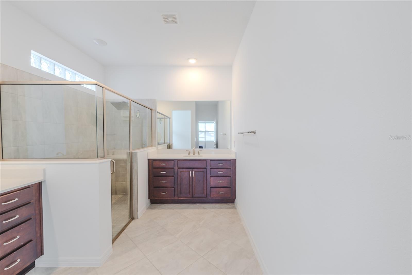 CALESA TOWNSHIP ROAN HILLS - Residential