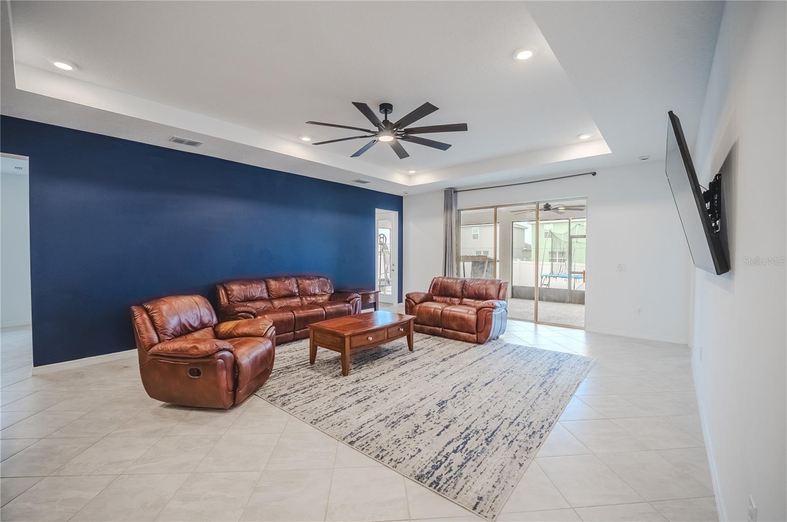 CALESA TOWNSHIP ROAN HILLS - Residential