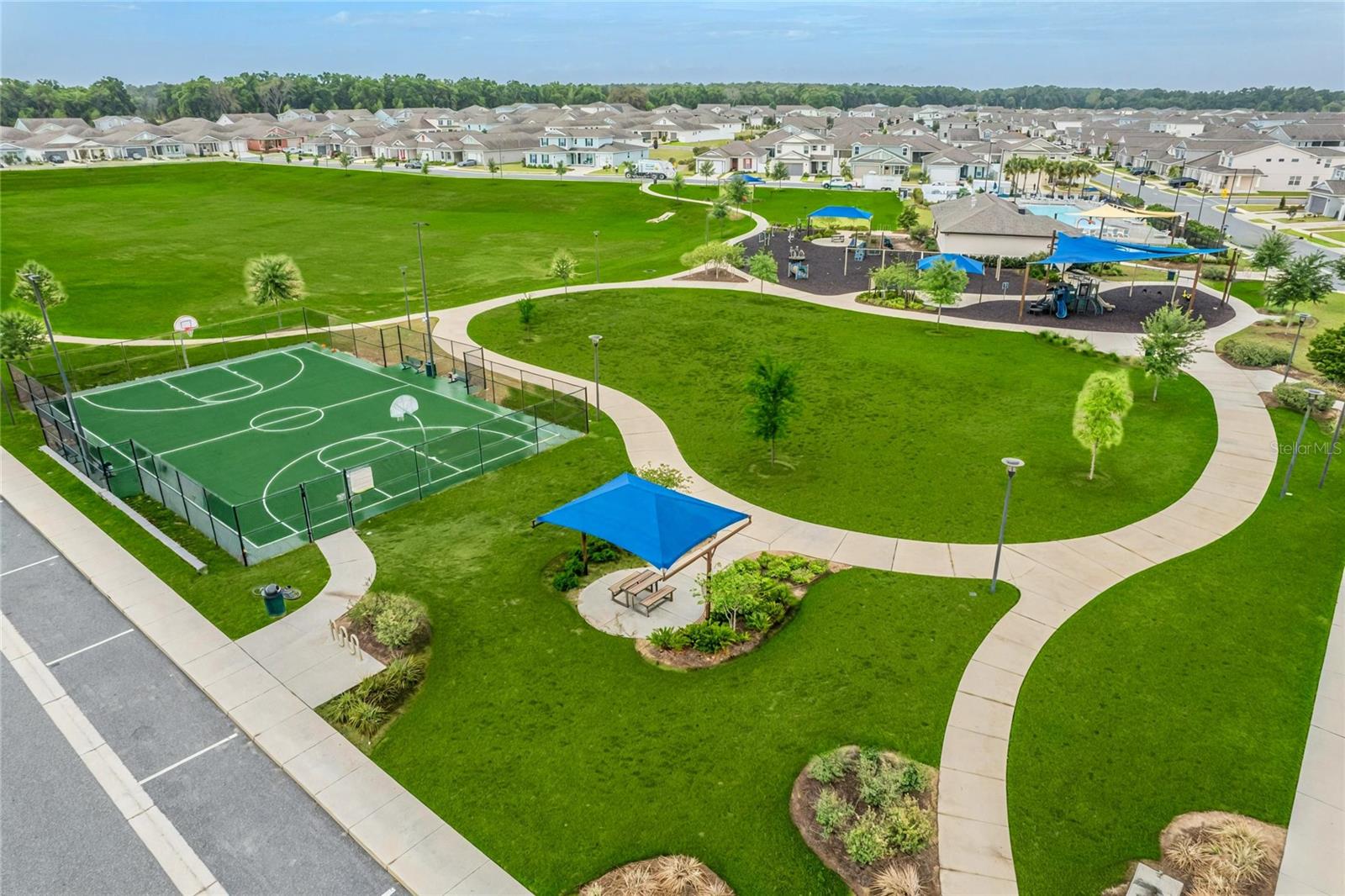 CALESA TOWNSHIP ROAN HILLS - Residential