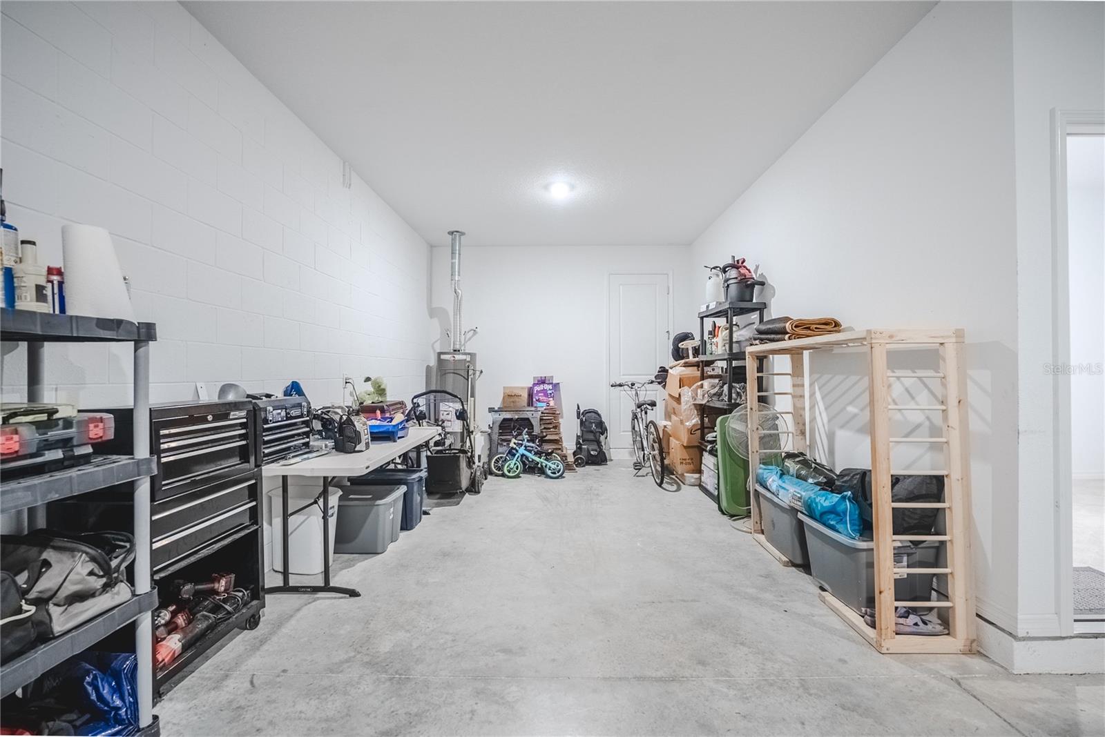 CALESA TOWNSHIP ROAN HILLS - Residential