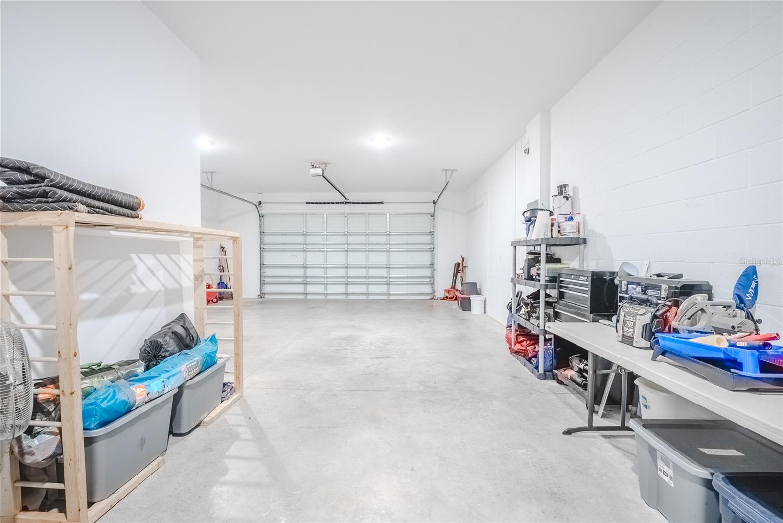 CALESA TOWNSHIP ROAN HILLS - Residential