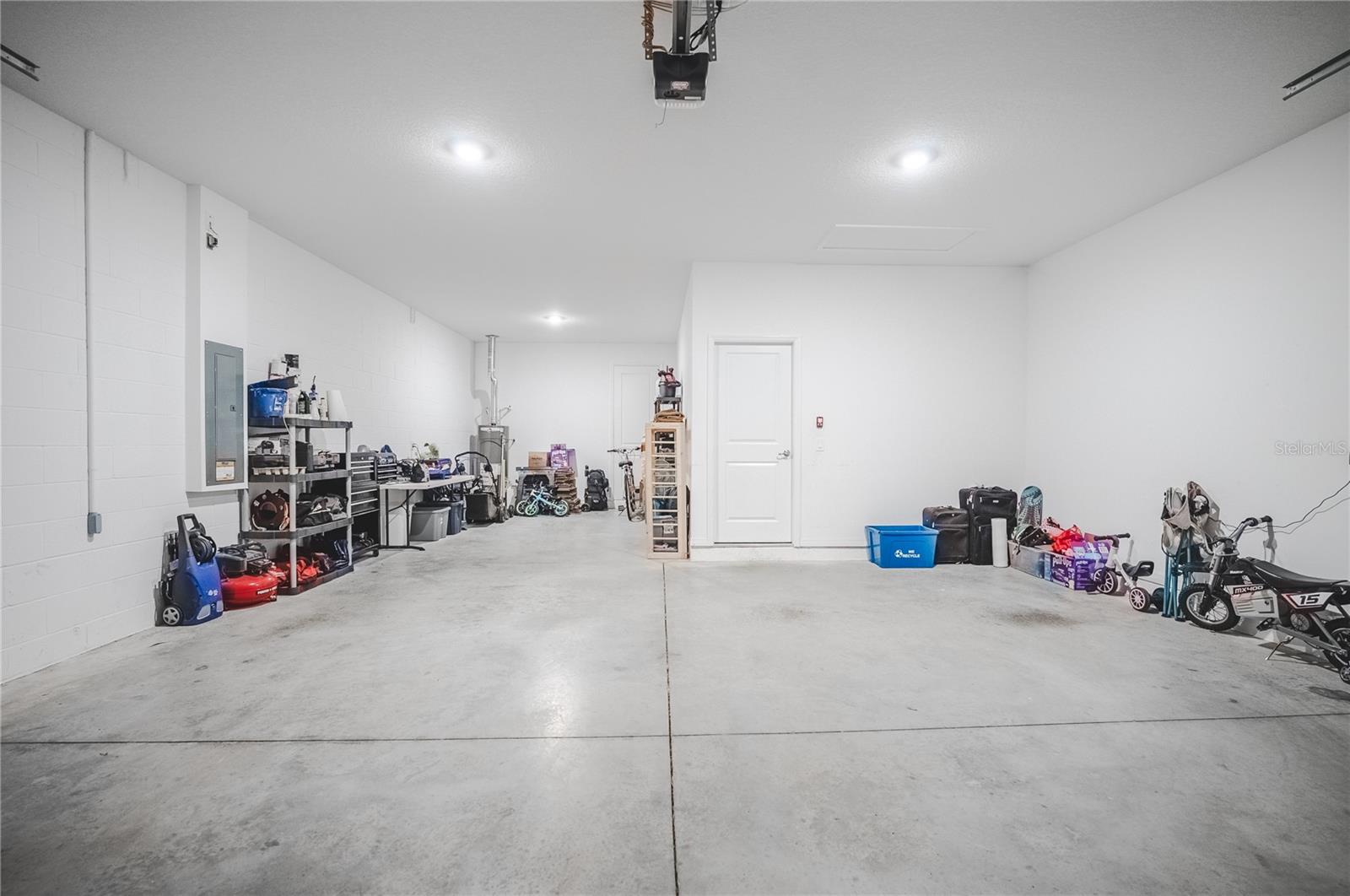 CALESA TOWNSHIP ROAN HILLS - Residential