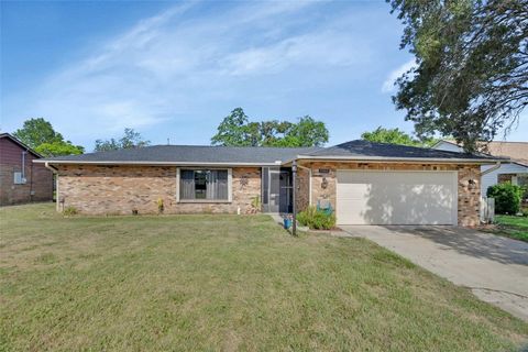 1904 VIKING AVENUE DELTONA FL 32725