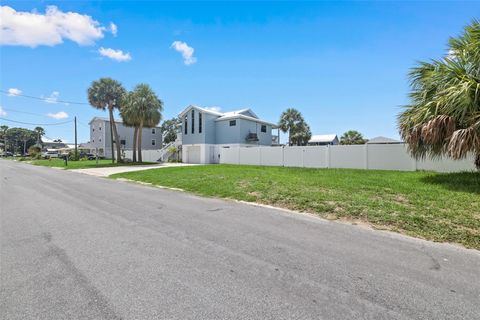 A home in HERNANDO BEACH