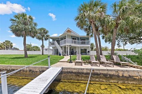 A home in HERNANDO BEACH