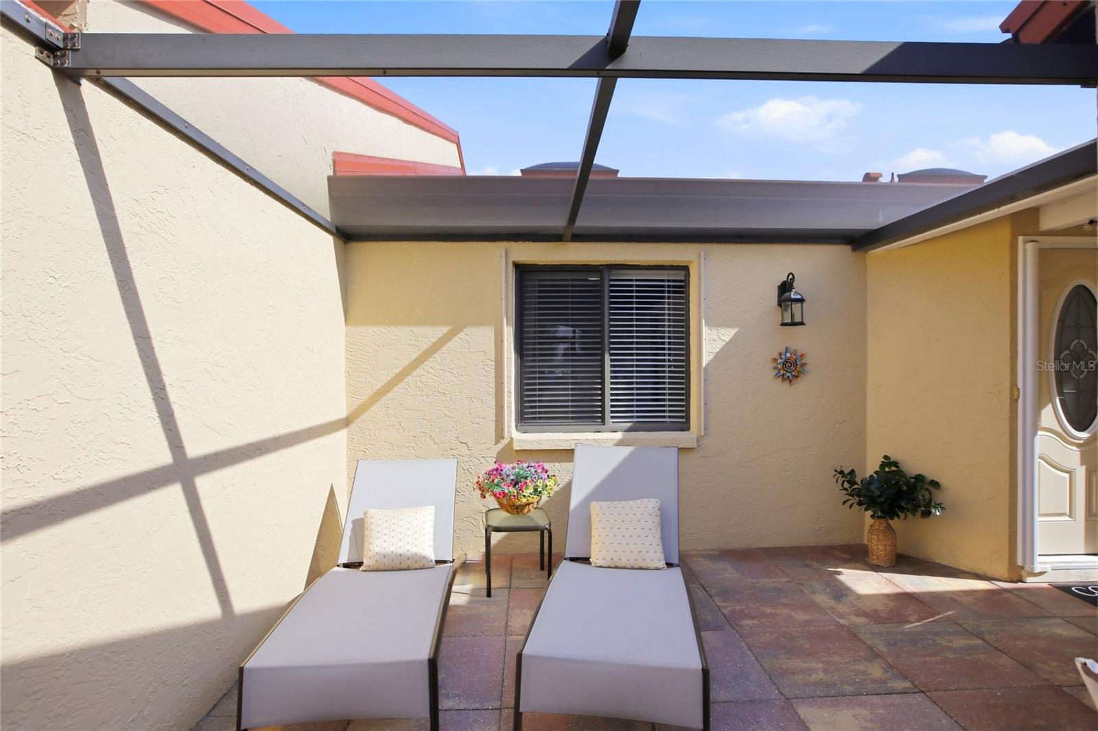 PARADISE GARDEN VILLAS PH 10 - Residential