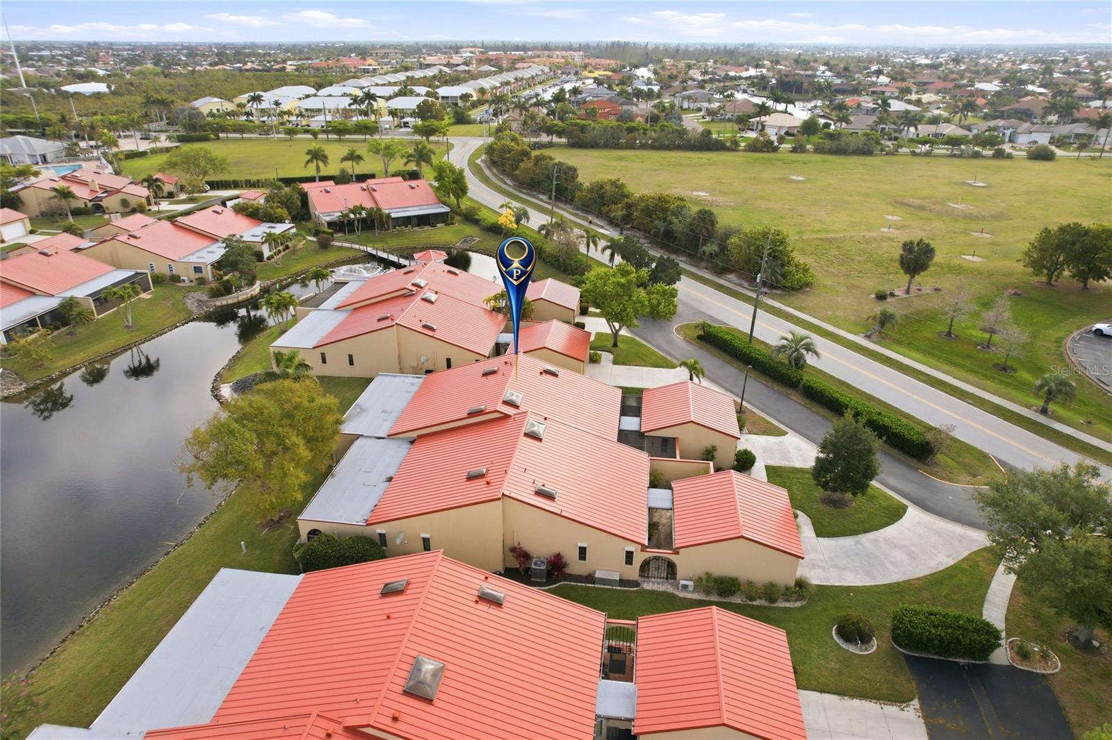 PARADISE GARDEN VILLAS PH 10 - Residential