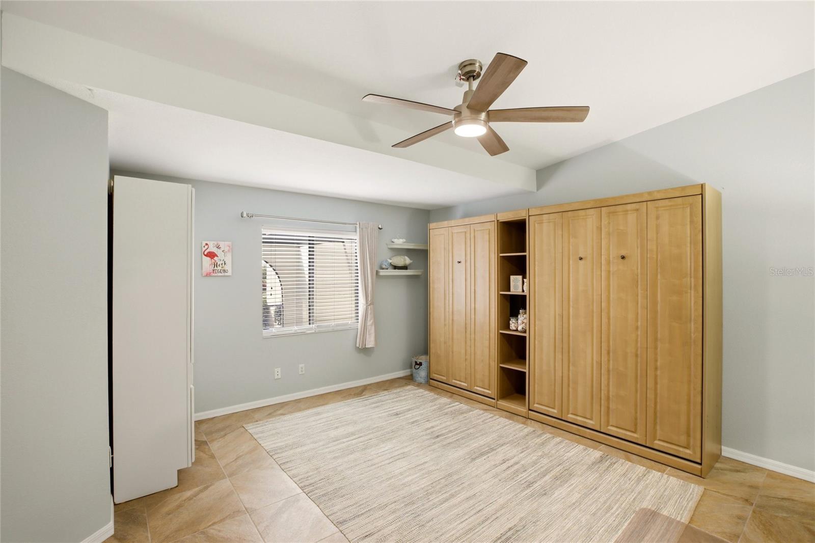 PARADISE GARDEN VILLAS PH 10 - Residential