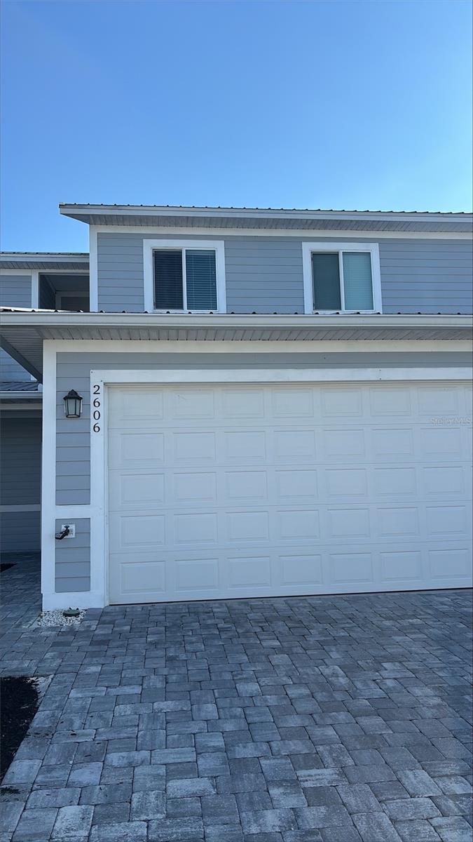 BOUNT & WHITLEDGE SUB - Residential Lease