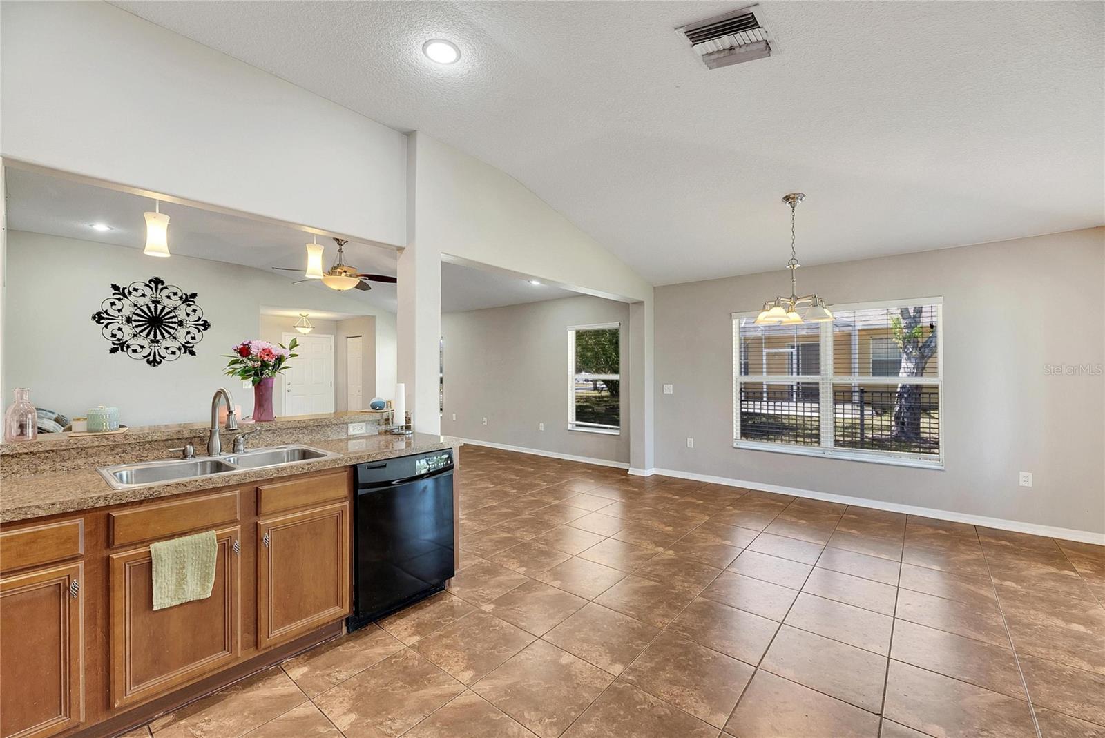 HARBOUR ISLES PH 1 - Residential